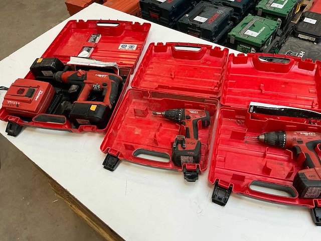 Hilti accugereedschap (3x) - afbeelding 1 van  11