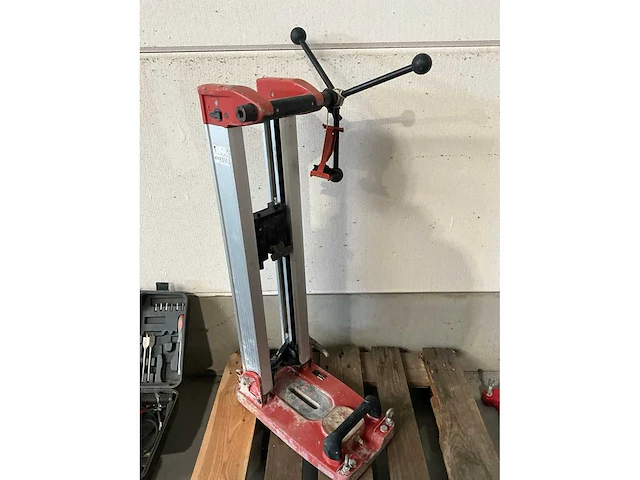 Hilti dd 130-rig boorstatief - afbeelding 2 van  6