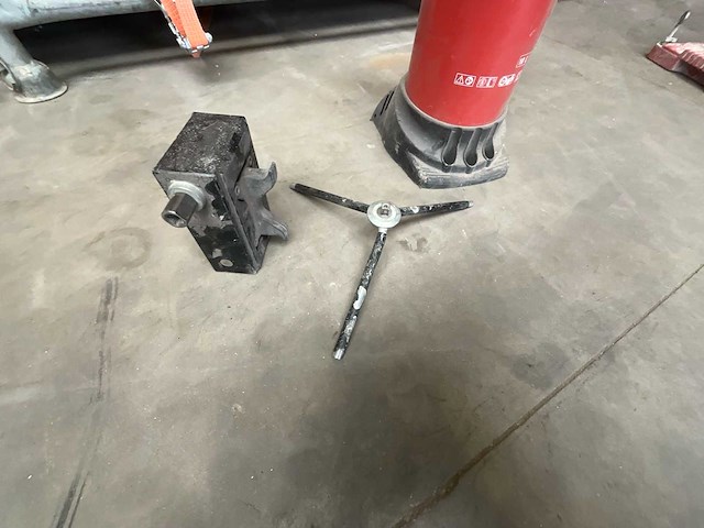 Hilti dd250e kernboormachine - afbeelding 11 van  15