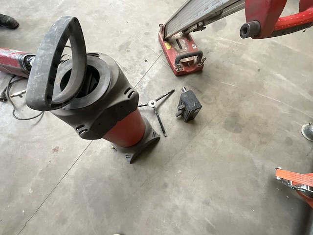 Hilti dd250e kernboormachine - afbeelding 6 van  15
