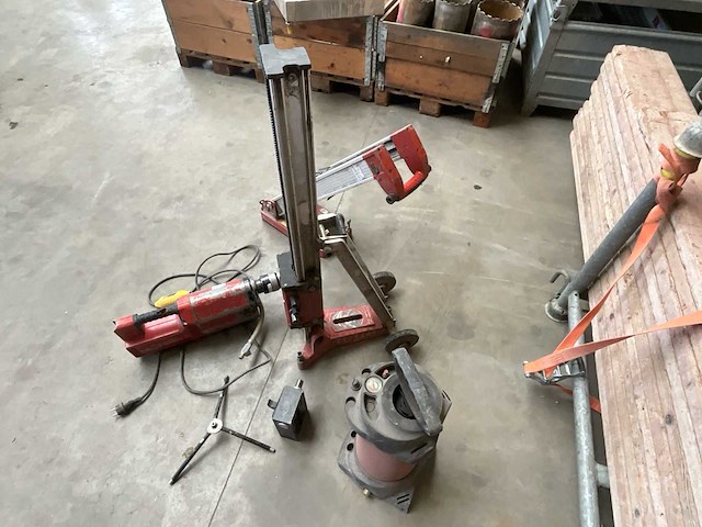 Hilti dd250e kernboormachine - afbeelding 8 van  15