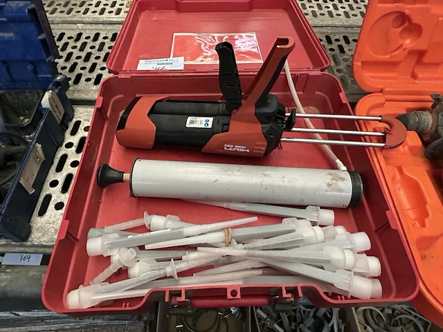 Hilti dispenser - afbeelding 1 van  4