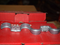 Hilti dubbele kabel/leiding klem ca. 3 doosjes x 100st. - afbeelding 1 van  2