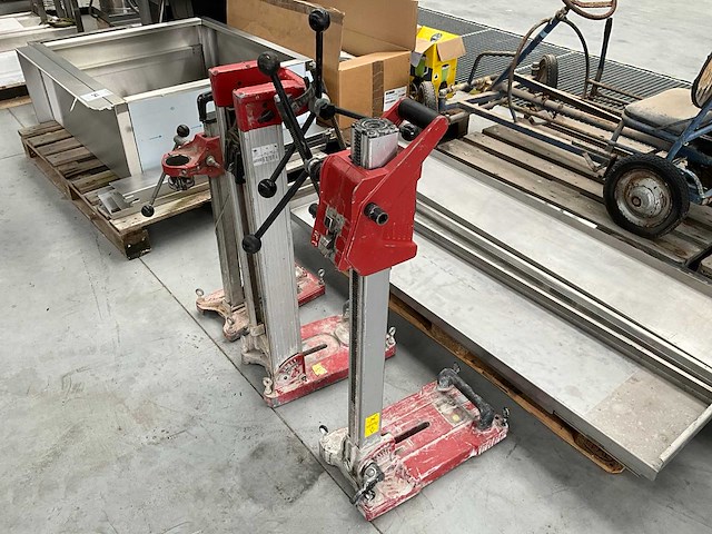 Hilti kernboormachine statief (3x) - afbeelding 1 van  2