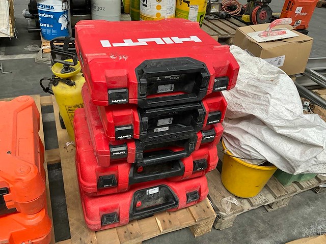 Hilti lege gereedschapskoffer (5x) - afbeelding 1 van  4