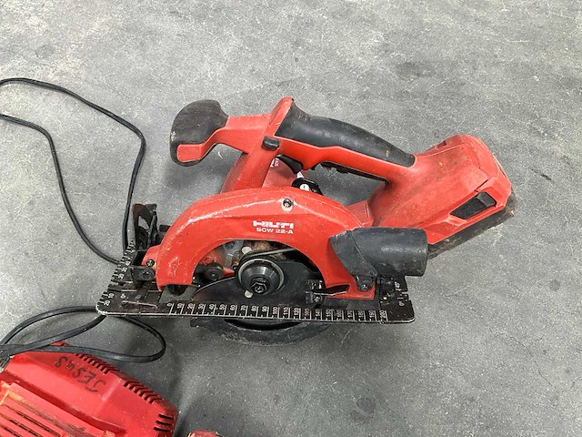 Hilti scw 22-a accu cirkelzaag - afbeelding 2 van  9