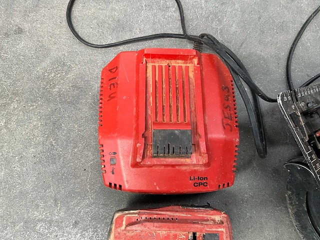 Hilti scw 22-a accu cirkelzaag - afbeelding 6 van  9