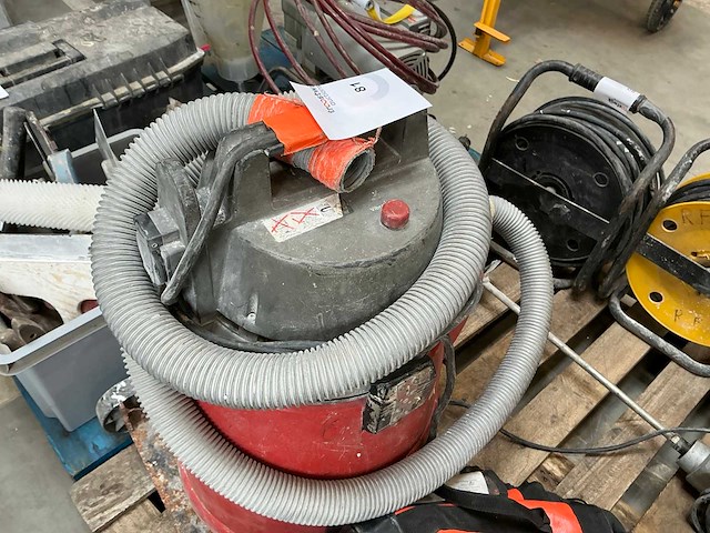 Hilti stofzuiger - afbeelding 4 van  6