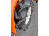 Hinomoto c14 vierwielaangedreven minitractor met grondfrees - afbeelding 9 van  17