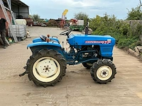 Hinomoto f18 d 4x4 minitractor - afbeelding 13 van  15