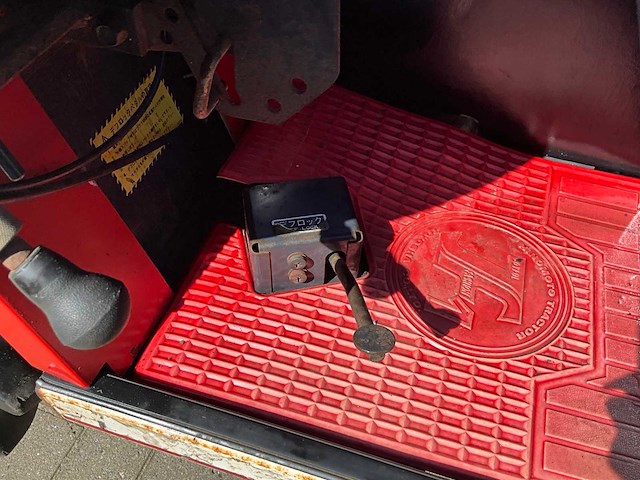 Hinomoto landbouwtractor 2 personen - collectors item - afbeelding 24 van  32