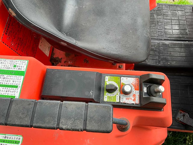 Hinomoto n249 minitractor - afbeelding 16 van  23
