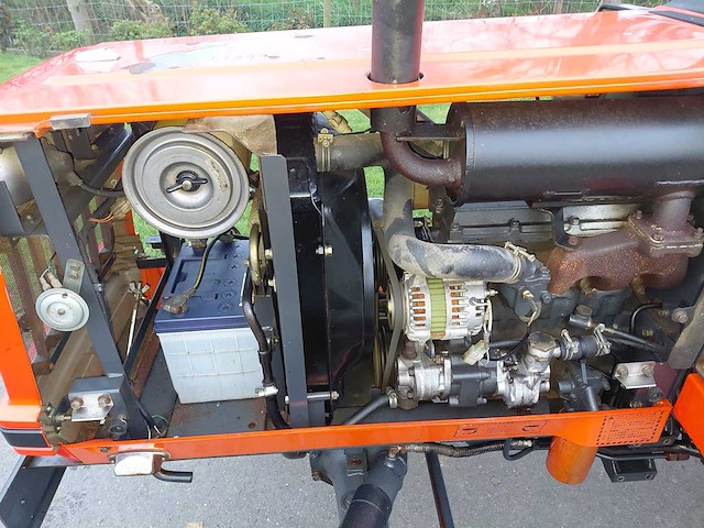 Hinomoto n249 minitractor - afbeelding 1 van  10
