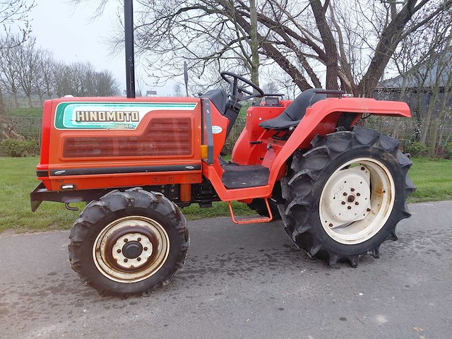 Hinomoto n249 minitractor - afbeelding 1 van  15
