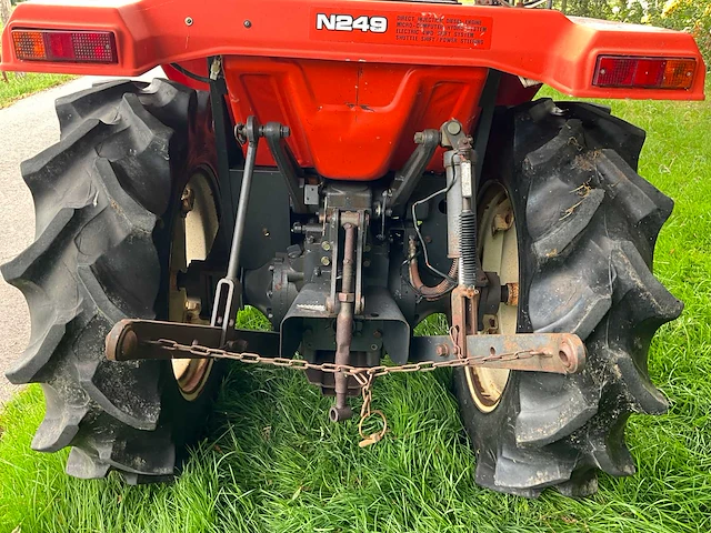 Hinomoto n249 minitractor - afbeelding 2 van  23