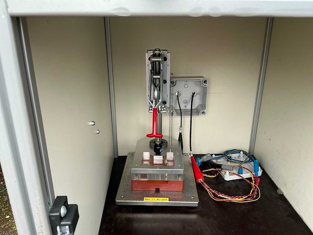 Hipo testmachine op onderstel - afbeelding 7 van  7