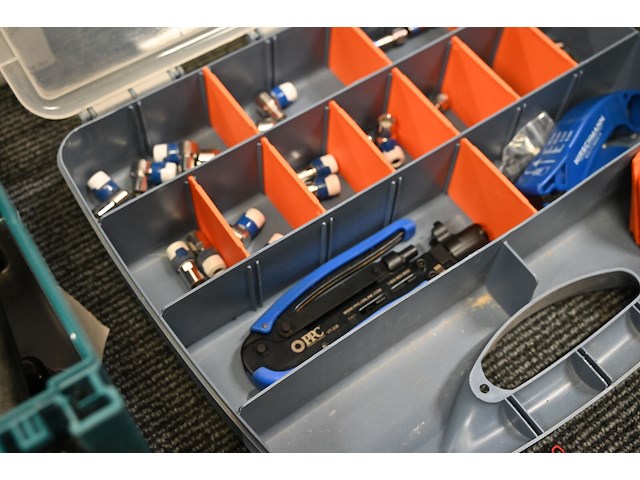 Hirschmann connectorkoffer - afbeelding 2 van  3