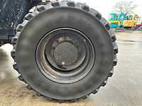 Hitachi - 2012 - zx145w-3 - banden graafmachine - afbeelding 18 van  47