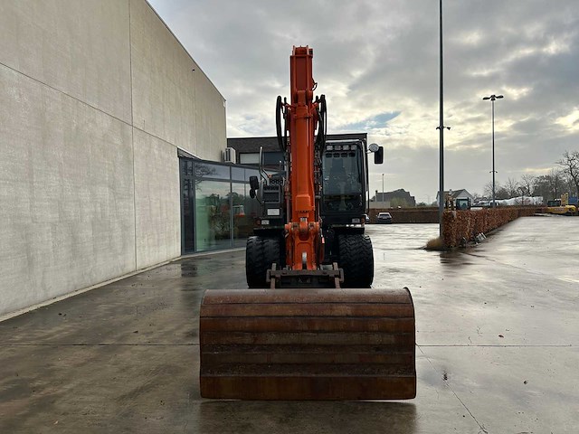 Hitachi - 2012 - zx145w-3 - banden graafmachine - afbeelding 12 van  47