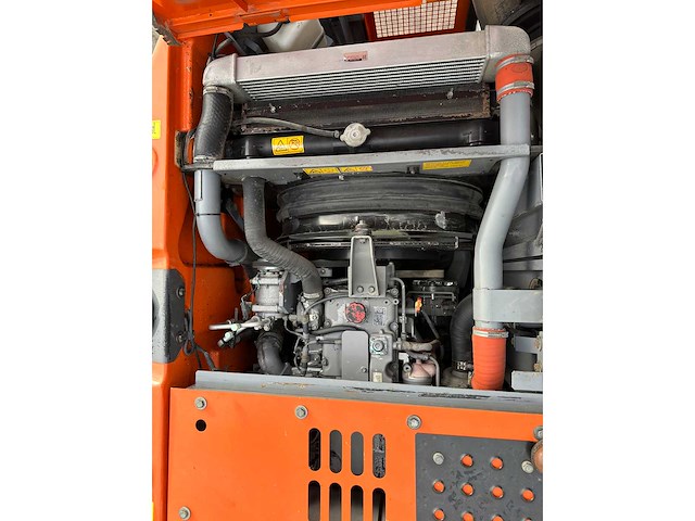 Hitachi - 2012 - zx145w-3 - banden graafmachine - afbeelding 24 van  47