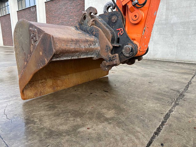 Hitachi - 2012 - zx145w-3 - banden graafmachine - afbeelding 47 van  47