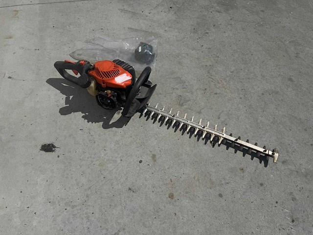 Hitachi - ch22ebp2 - hedge trimmer - afbeelding 3 van  9