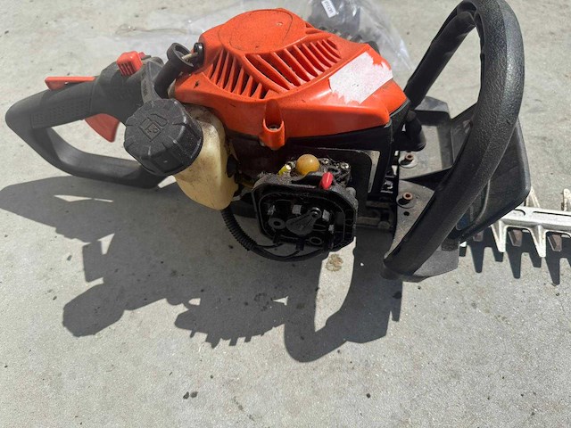 Hitachi - ch22ebp2 - hedge trimmer - afbeelding 8 van  9