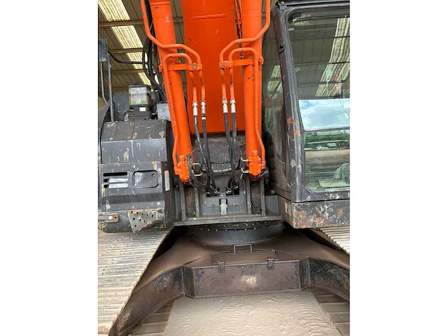 Hitachi - zaxis 225uslc-5b - tracked excavator - 2014 - afbeelding 4 van  17