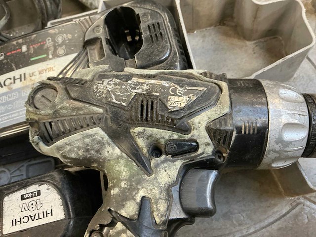 Hitachi accu-schroefboormachine (3x) - afbeelding 3 van  8