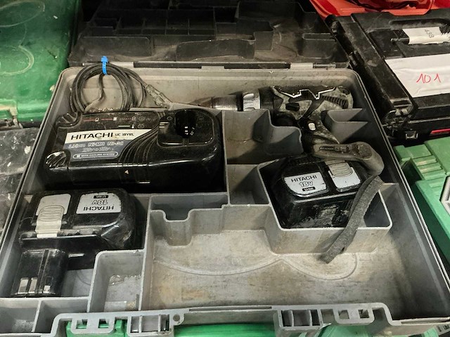 Hitachi accu schroefboormachine - afbeelding 1 van  4
