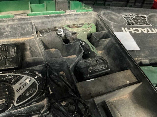 Hitachi accu schroefmachine (2x) - afbeelding 3 van  3