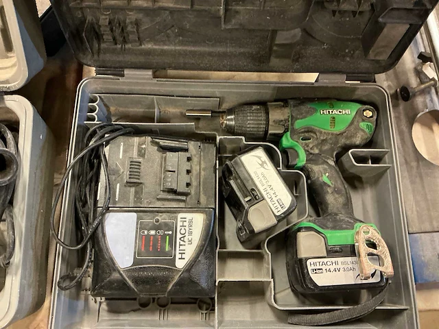 Hitachi boormachine - afbeelding 2 van  2