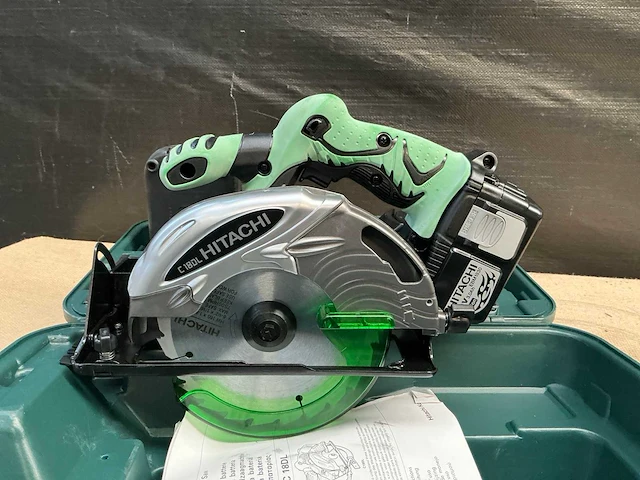 Hitachi c 18dl cirkelzaagmachine - afbeelding 3 van  4