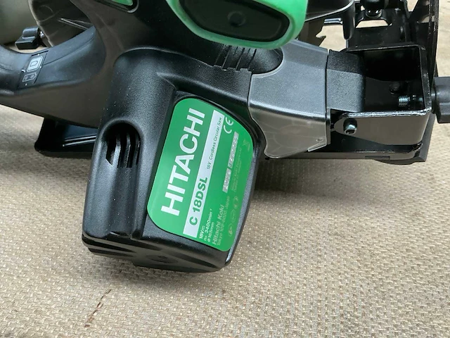 Hitachi c18 dsl cirkelzaagmachine - afbeelding 4 van  4