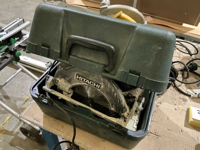 Hitachi c7uy cirkelzaagmachine - afbeelding 4 van  4