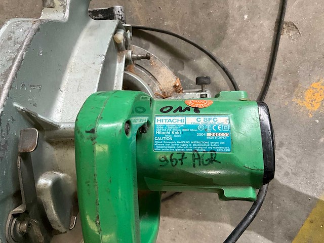 Hitachi c8fc afkortzaag - afbeelding 4 van  4