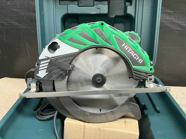 Hitachi c9 u2 cirkelzaagmachine - afbeelding 1 van  3