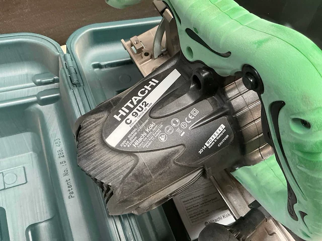 Hitachi c9 u2 cirkelzaagmachine - afbeelding 2 van  3