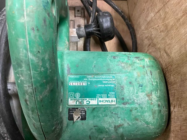 Hitachi c9u afkortcirkelzaagmachine - afbeelding 2 van  2