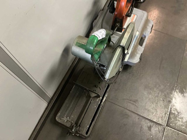 Hitachi cc 14se afkortcirkelzaagmachine - afbeelding 3 van  4