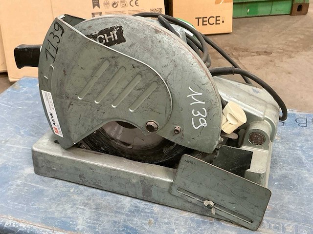 Hitachi cd 12f afkortzaag - afbeelding 3 van  3