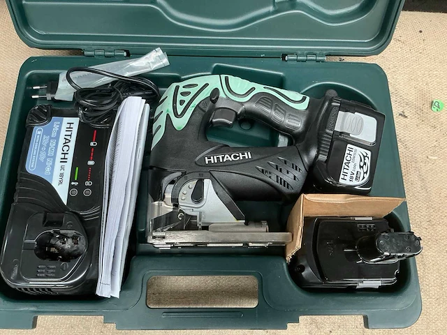 Hitachi cj 18dl decoupeerzaag - afbeelding 1 van  4