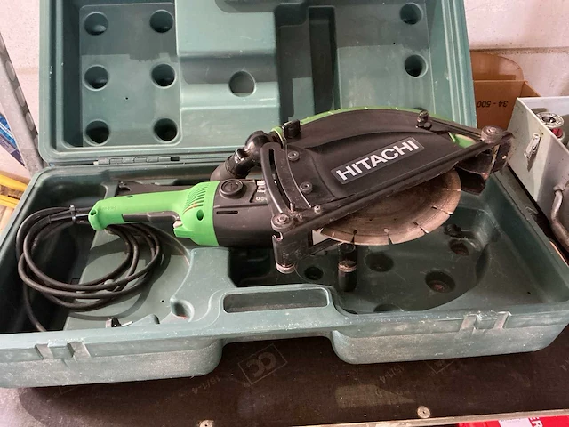 Hitachi cm 9sr haakse slijpmachine met afzuiging - afbeelding 2 van  3