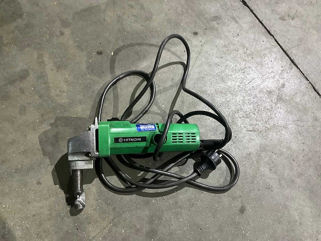 Hitachi cn 16 knabbel schaar - afbeelding 1 van  3