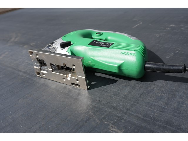 Hitachi decoupeerzaag cj120v - afbeelding 1 van  8