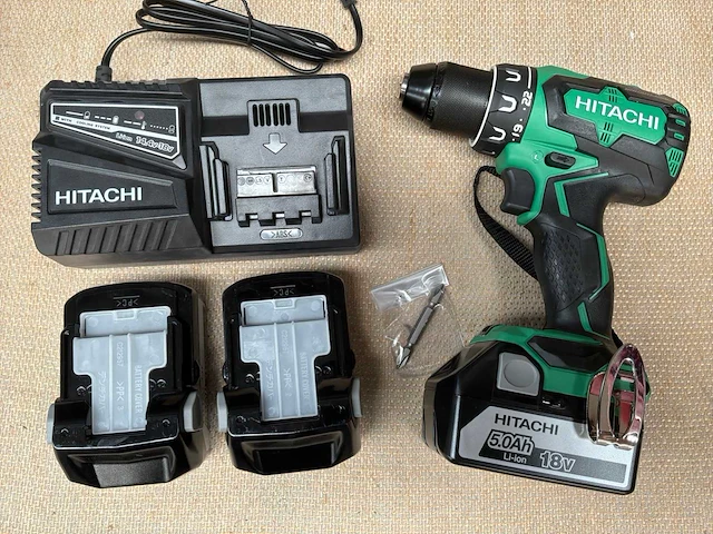 Hitachi ds 18dbsl accu boormachine - afbeelding 1 van  7