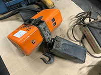Hitachi elektrische kettingtakel - afbeelding 1 van  3