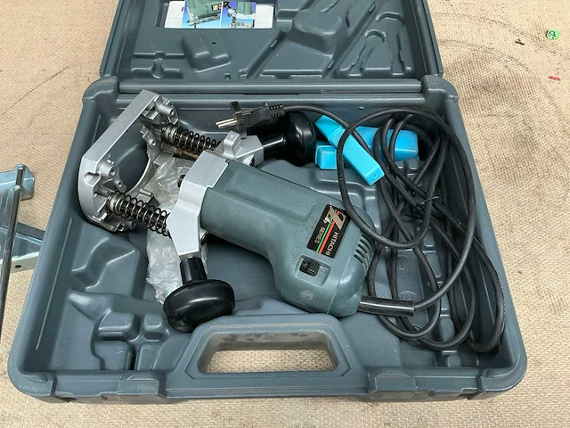 Hitachi fm8 bovenfrees - afbeelding 2 van  3