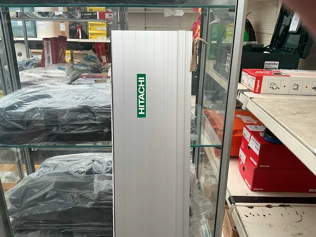 Hitachi gelijding afkortcirkelzaagmachine - afbeelding 1 van  2