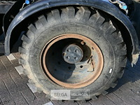 Hitachi graafmachine - afbeelding 15 van  19